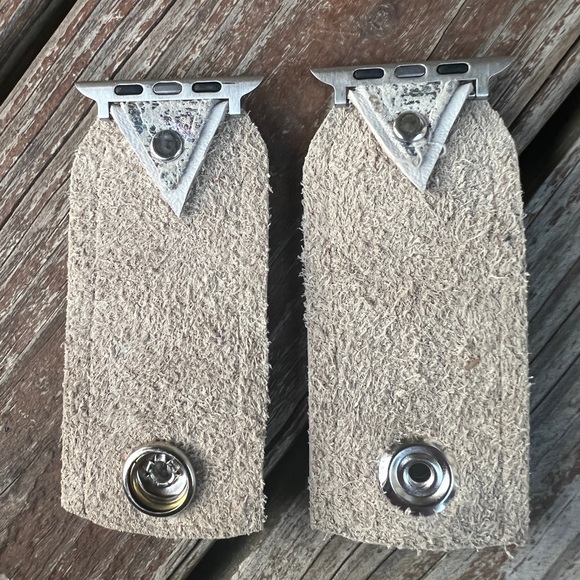 Mermaid.cream leather Apple Watch bow band similiar to spark*l - Picture 7 of 8